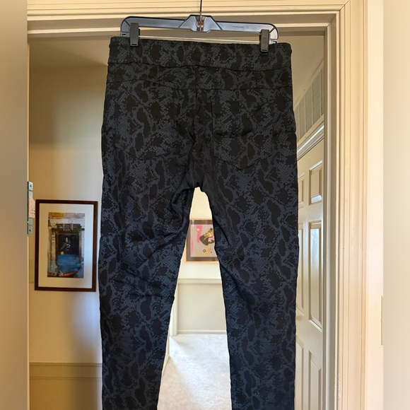 Flog Black Patterned Pants - Picture 4 of 5